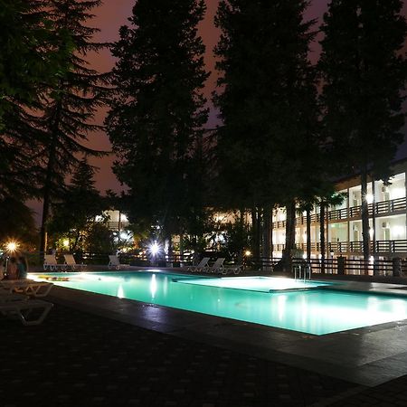 Heliopark Gora Bagrata Hotell Sukhumi Eksteriør bilde
